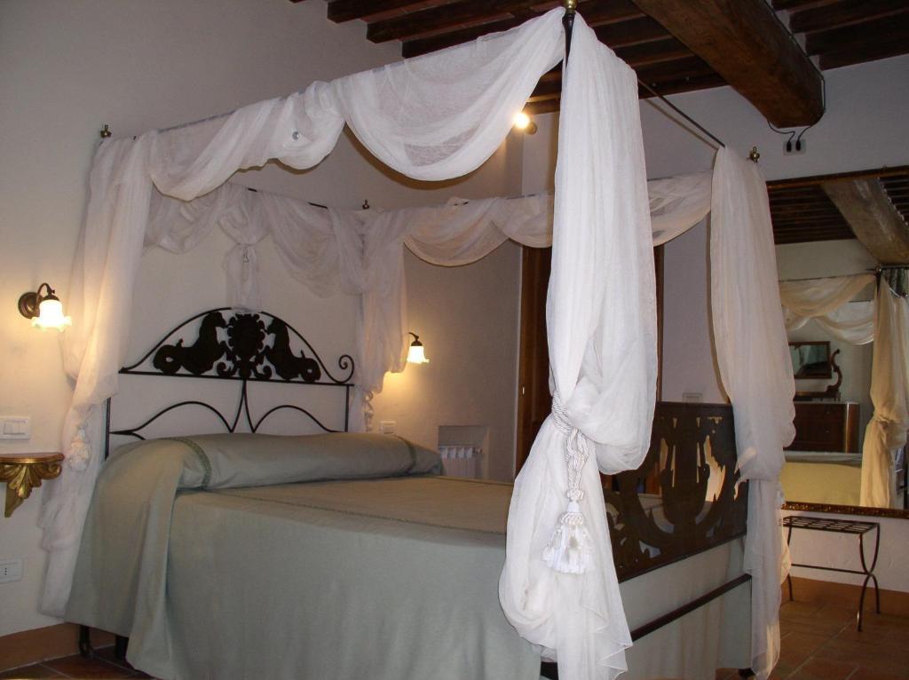 L'Arcadia Guest House Pietrasanta Bilik gambar